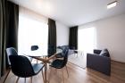 APARTMNY TROJICE 
(klikni pro zvten)