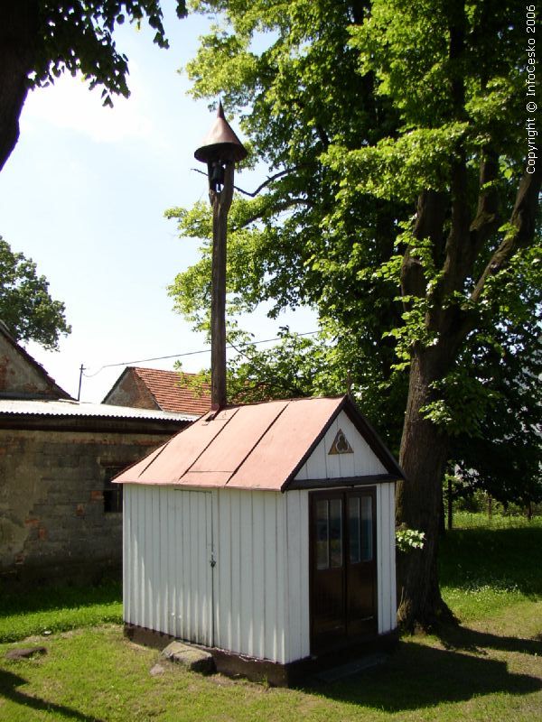 KAPLIKY, ZVONIKY A K͎E VE VYNCH LHOTCH 